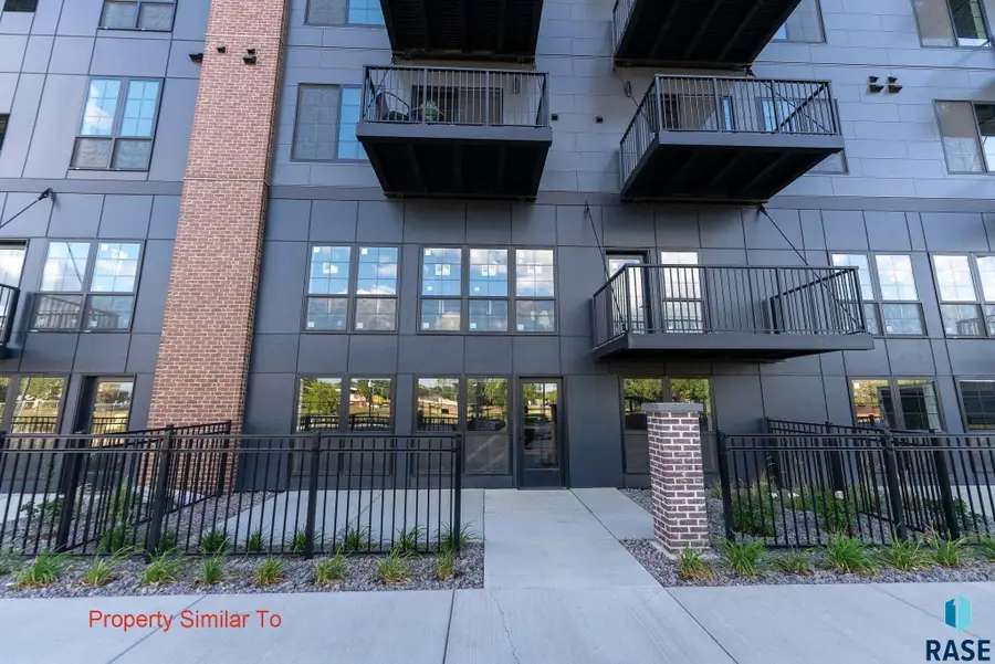 151 E 4th Pl #104, Sioux Falls, SD 57104 - #2