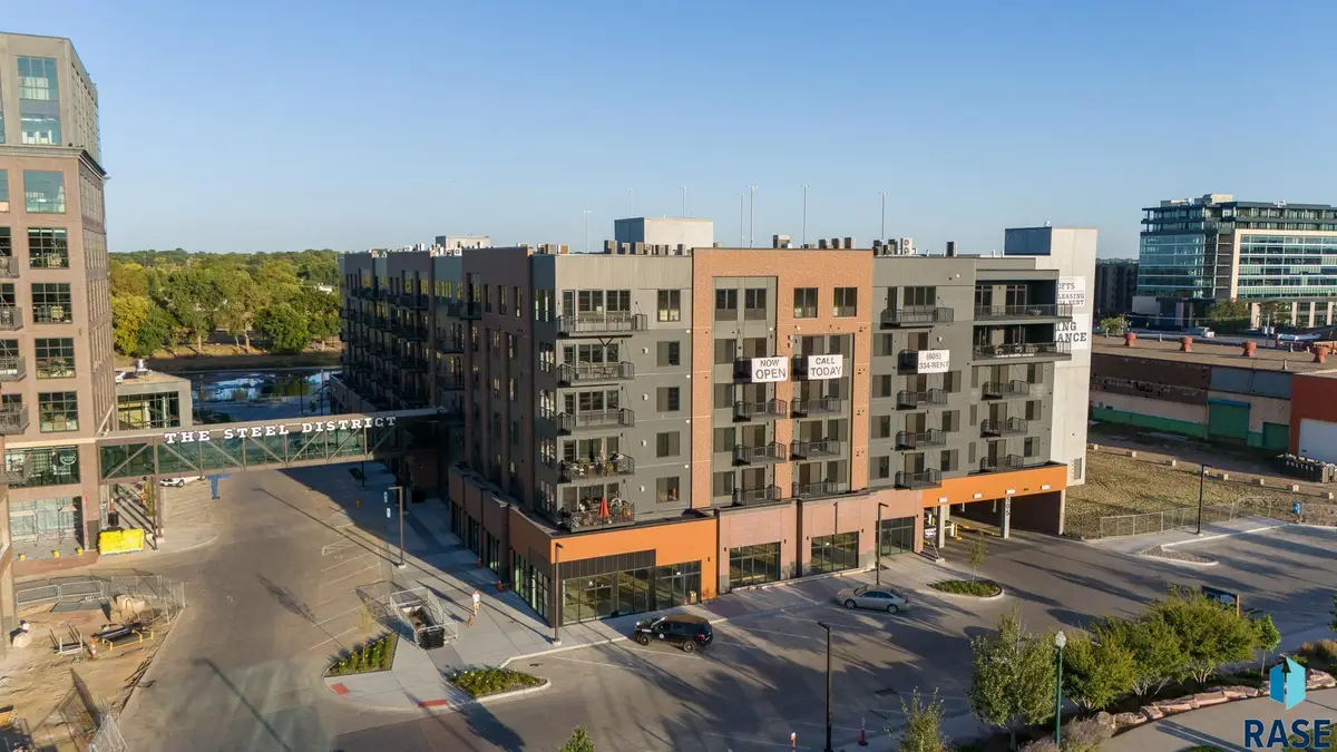 151 E 4th Pl #105, Sioux Falls, SD 57104 - #1