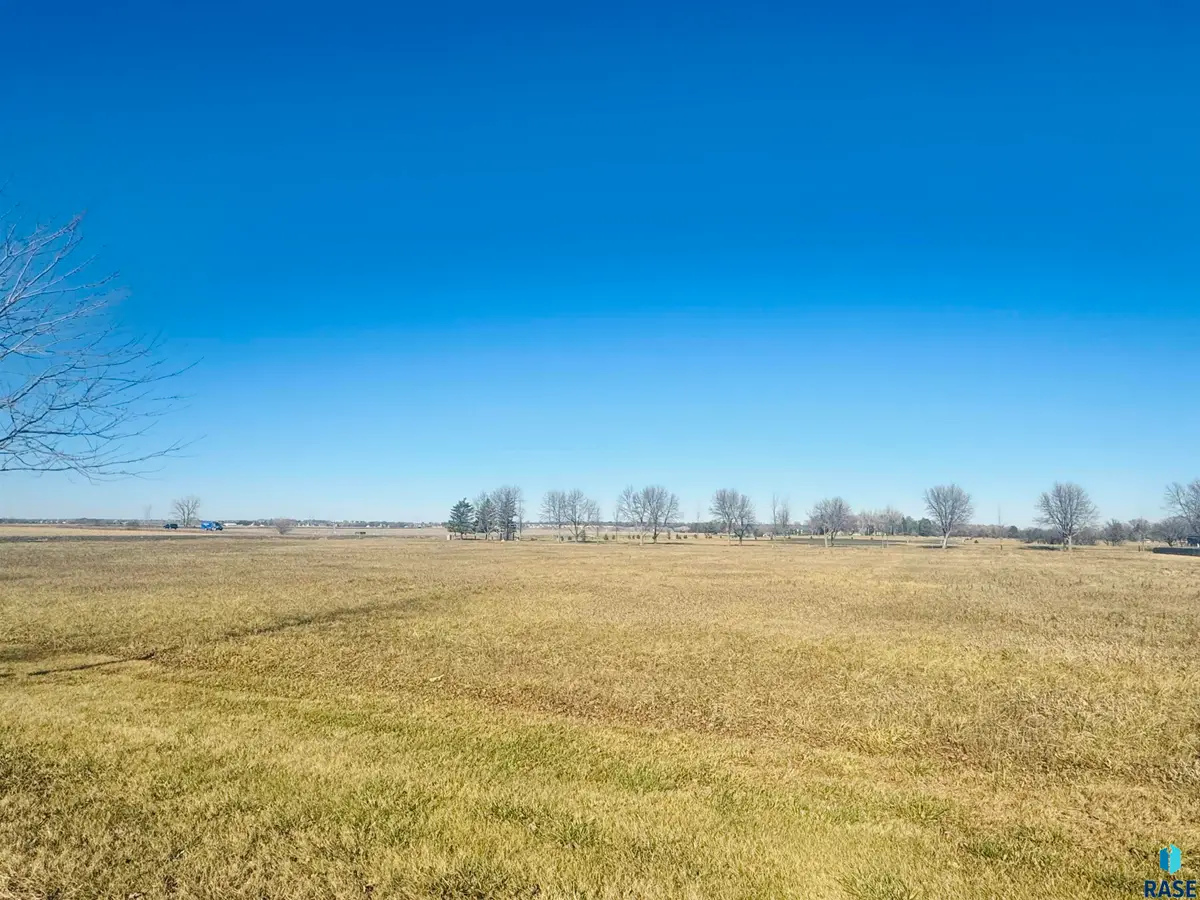 48006 Trading Post Rd, Sioux Falls, SD 57108 - #1