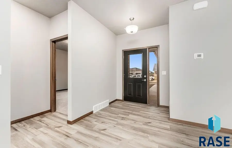 1220 N Rose Ave, Tea, SD 57064 - #2