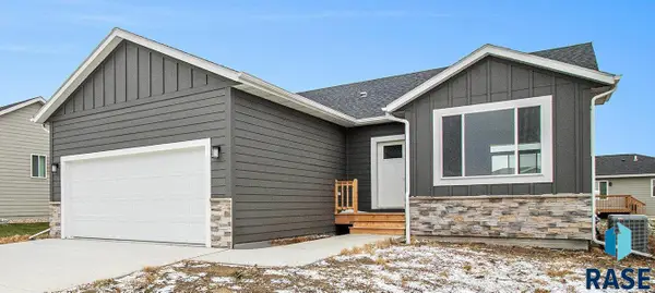 5713 W Cushman St, Sioux Falls, SD 57107