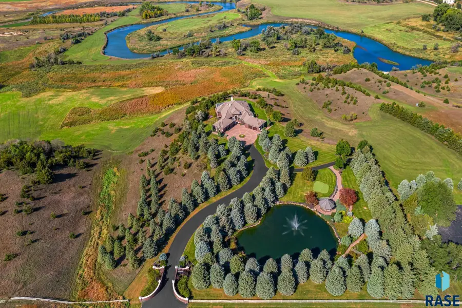 40580 250th St, Mitchell, SD 57301 - #2