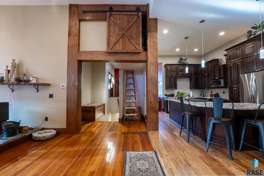 101 N Main Ave, Hartford, SD 57033 - #2