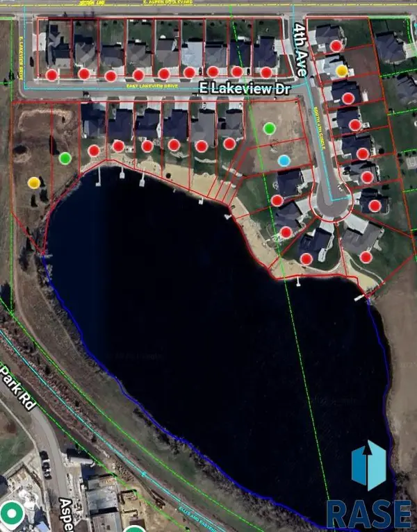 509 E Lakeview Dr, Brandon, SD 57005