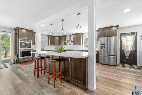 300 S Park Ave, Colton, SD 57018