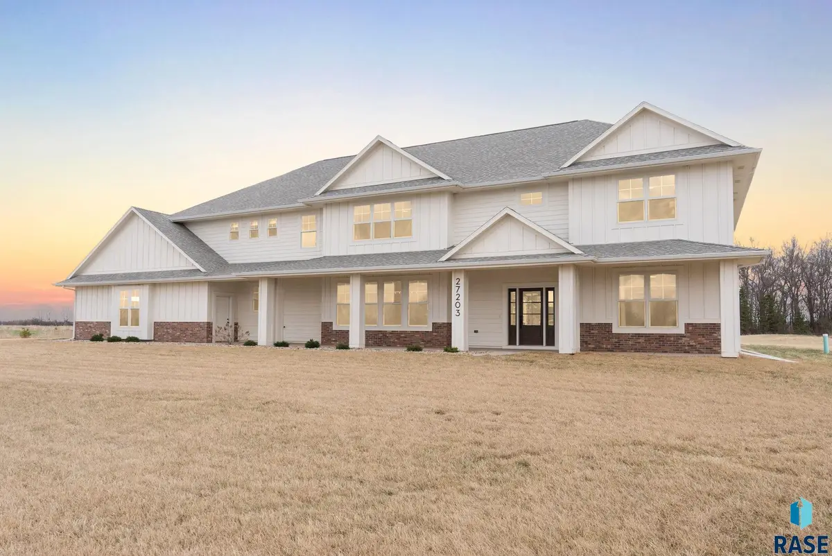 27203 Cedar Ridge Ct, Harrisburg, SD 57032 - #1