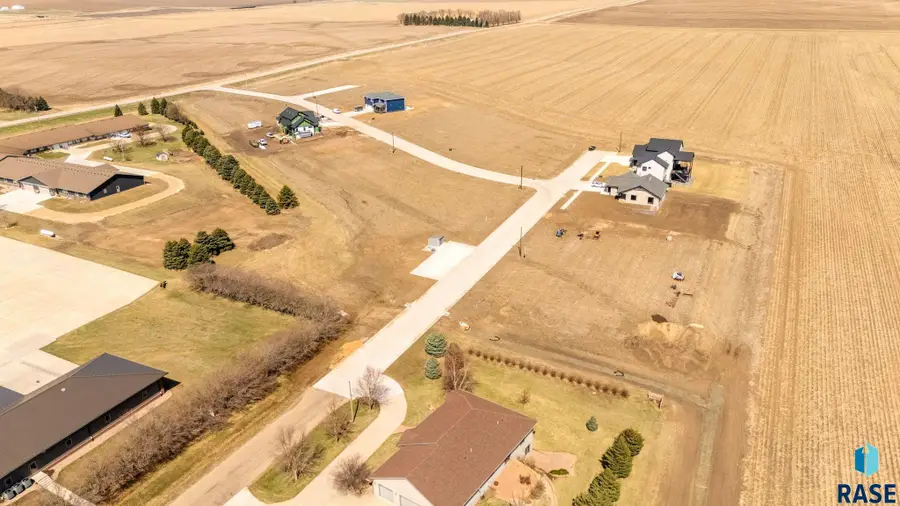 703 Meadowview Dr, Lester, IA 51242 - #2