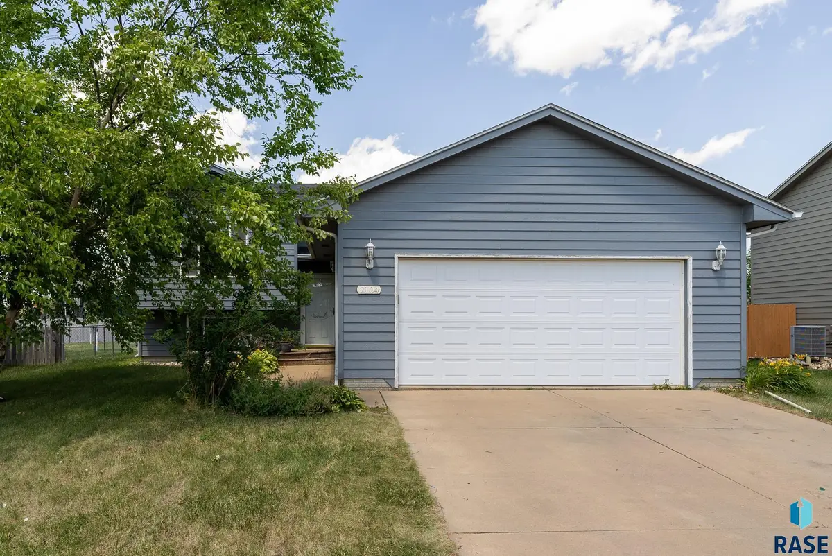 7104 W 68th St, Sioux Falls, SD 57106 - #1