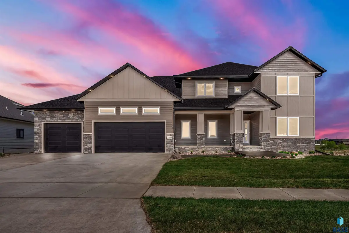 2108 N Hacksaw Trl, Sioux Falls, SD 57107 - #1