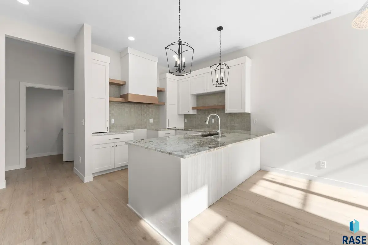 106 N Bryggen Pl, Sioux Falls, SD 57107 - #1