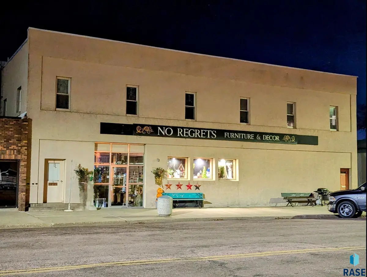 103 W Main St, Beresford, SD 57004 - #1