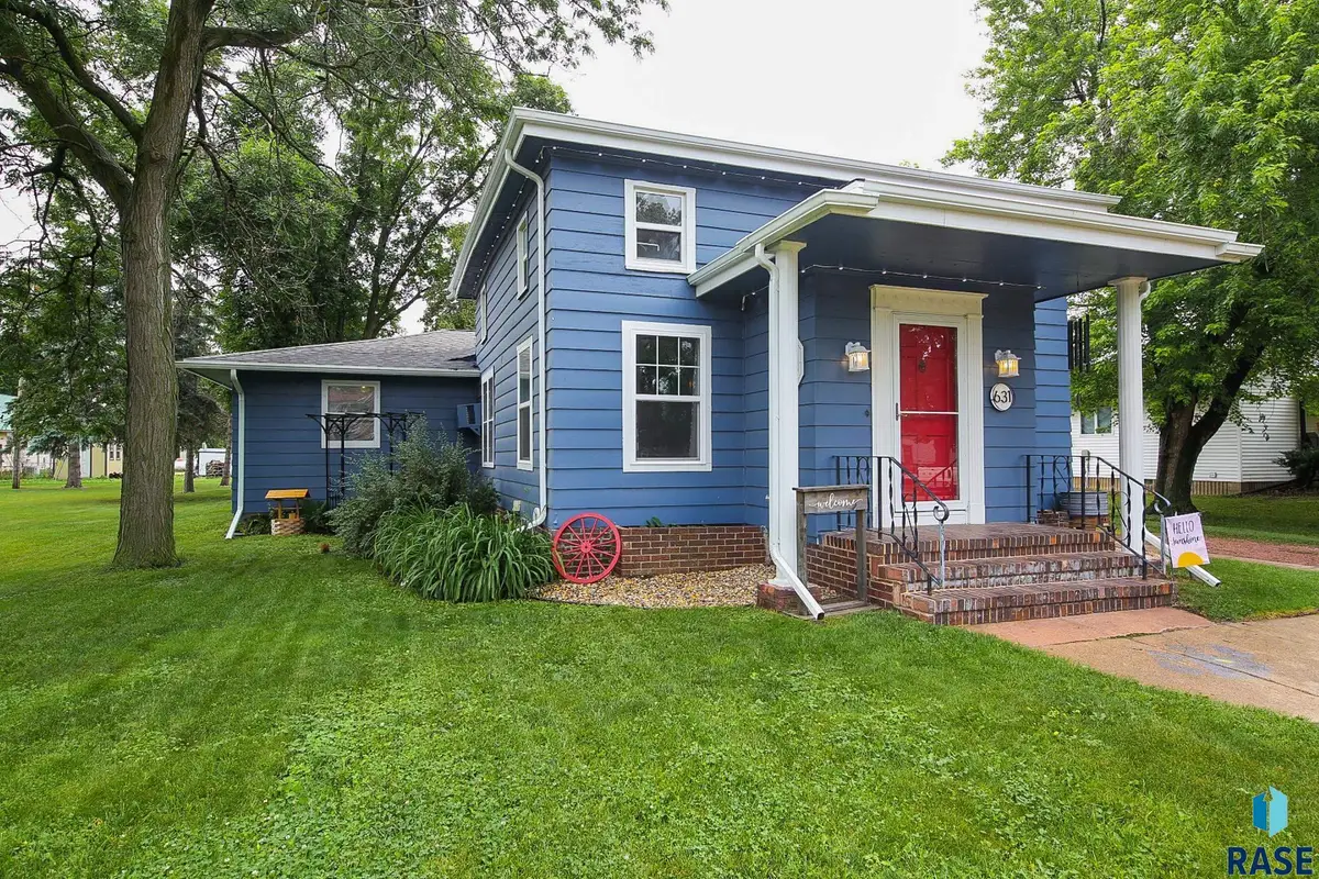 631 E 2nd St, Bridgewater, SD 57319 - #1