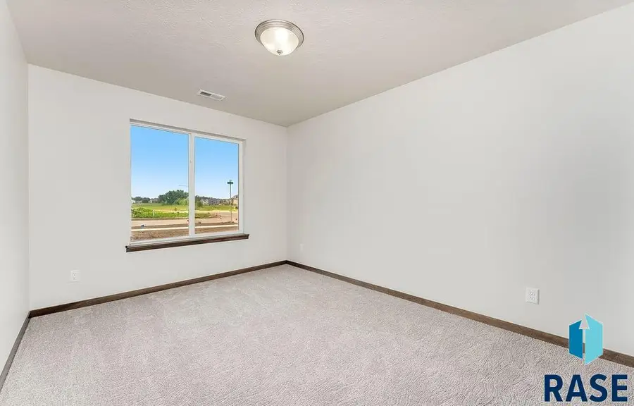 900 E Dutch St, Tea, SD 57064 - #3