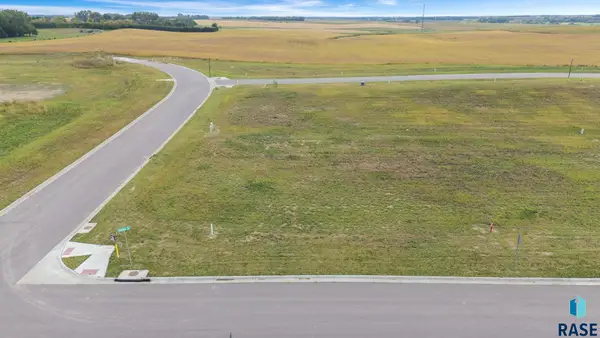 2 Dianne St, Crooks, SD 57020