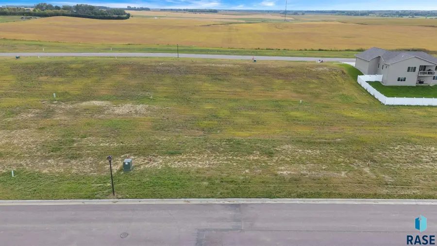 24 Willow Trl, Crooks, SD 57020 - #2