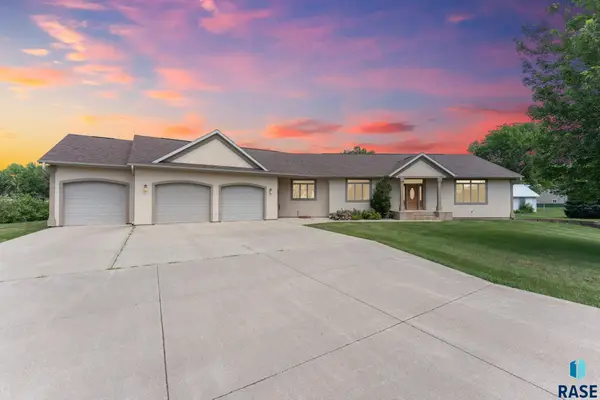 308 Harris Ave, George, IA 51237