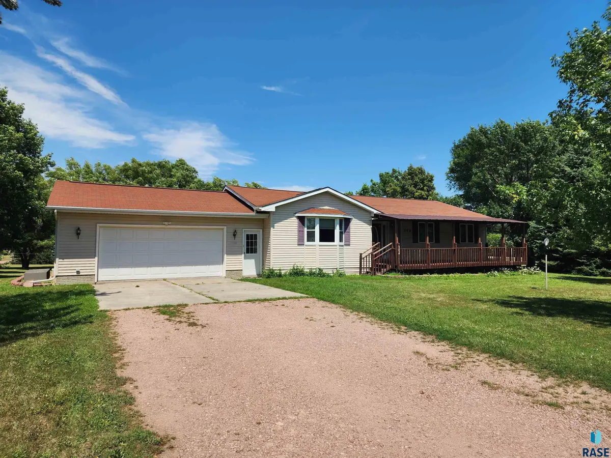 304 E 4th St, Spencer, SD 57374 - #1