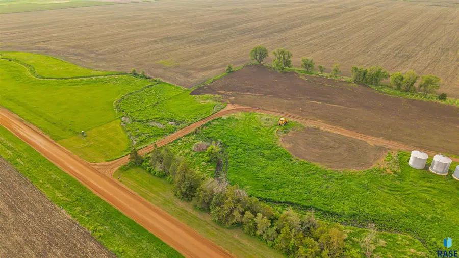 48239 279th St, Canton, SD 57013 - #3