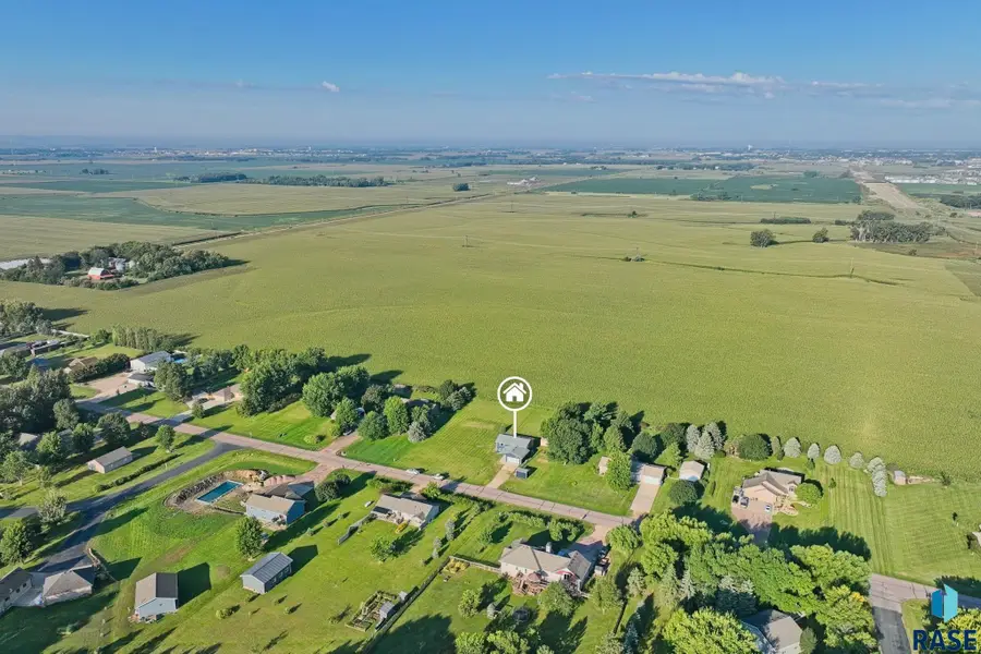 26967 Elmen Pl, Sioux Falls, SD 57108 - #3