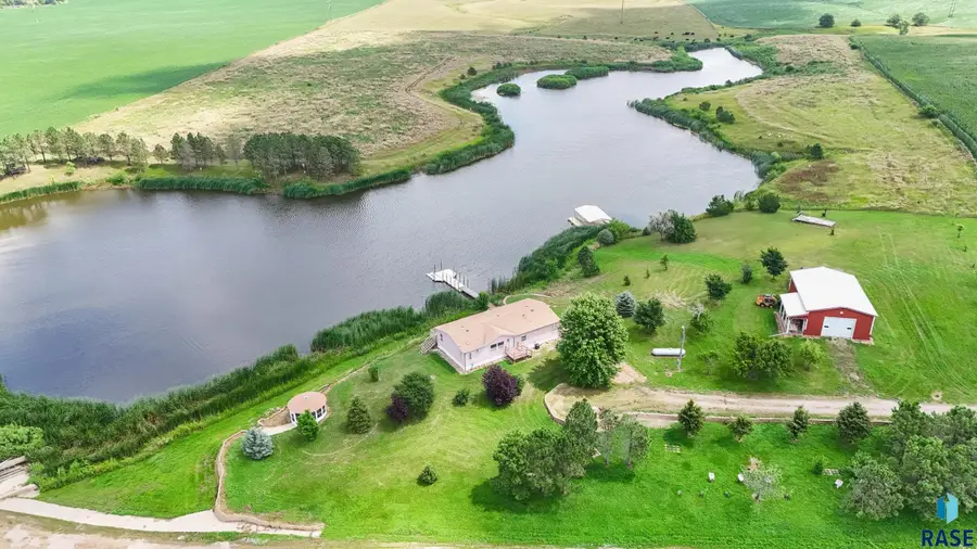 46924 298th St, Beresford, SD 57004 - #2