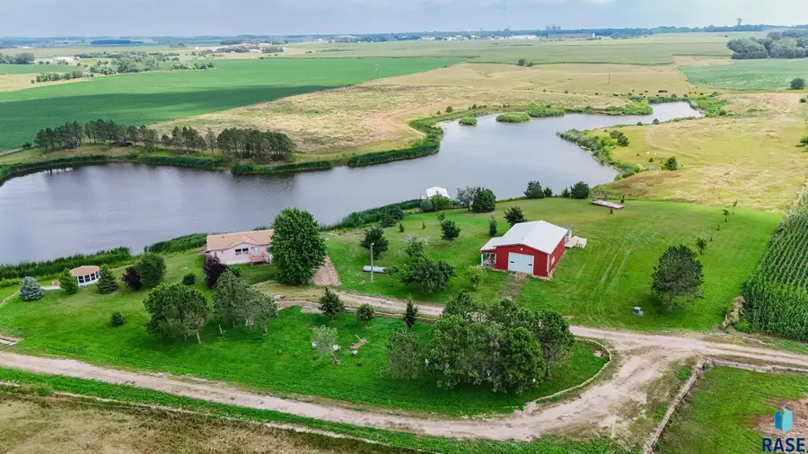 46924 298th St, Beresford, SD 57004 - #3