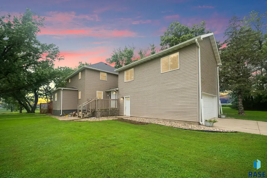 47453 293rd St, Beresford, SD 57004 - #2