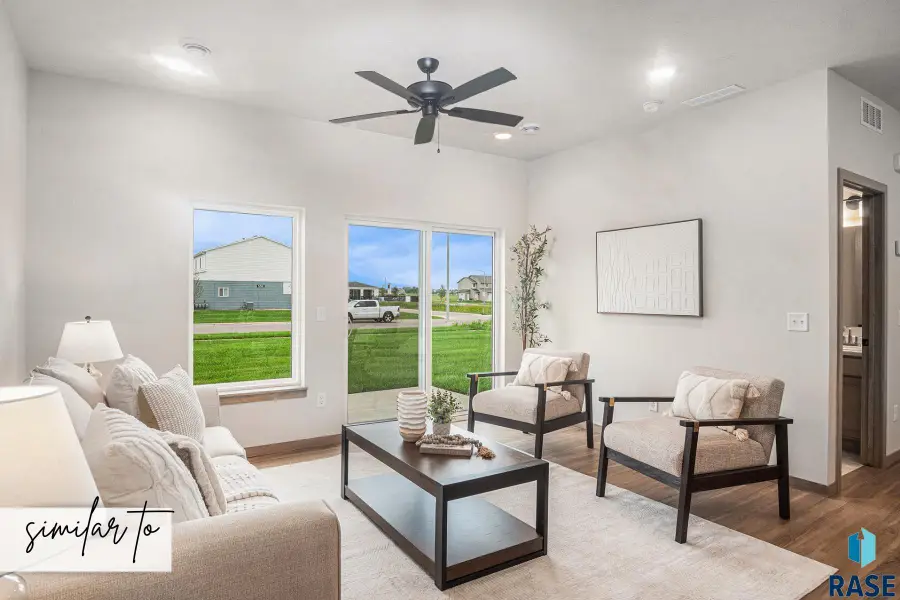 2806 S Broek Dr, Sioux Falls, SD 57106 - #3