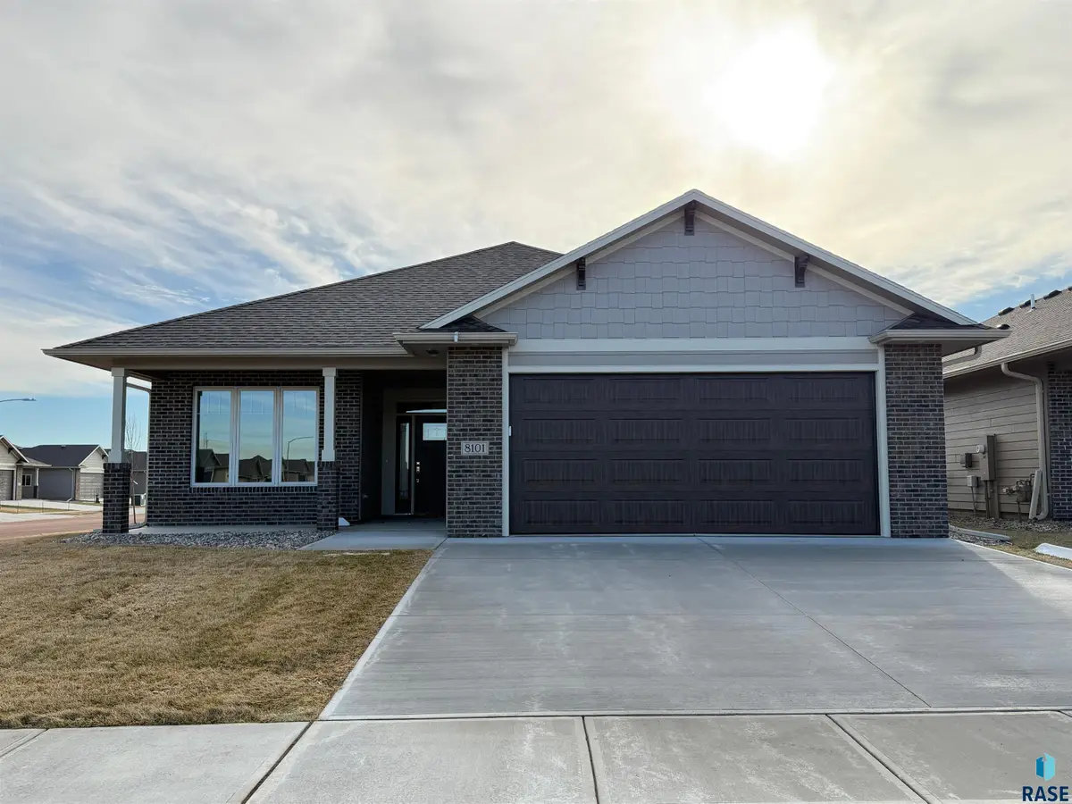 8101 W 24th St, Sioux Falls, SD 57106 - #1