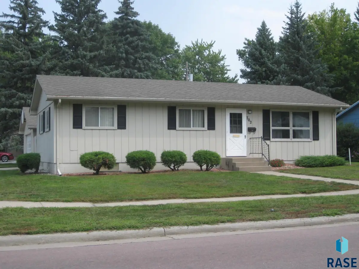 702 E 10th St, Dell Rapids, SD 57022 - #1