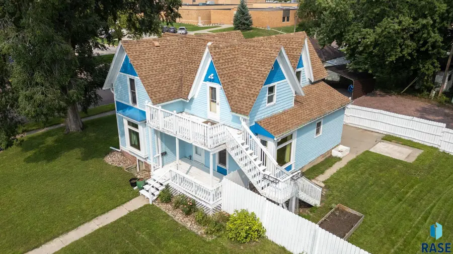 626 N Main St, Canton, SD 57013 - #2