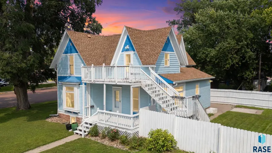 626 N Main St, Canton, SD 57013 - #3