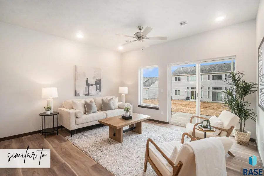 8013 E Tencate Pl, Sioux Falls, SD 57110 - #2