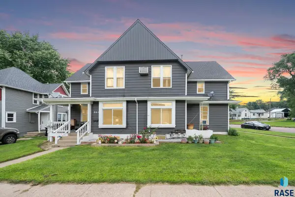 902 W 8th St #3, Sioux Falls, SD 57104