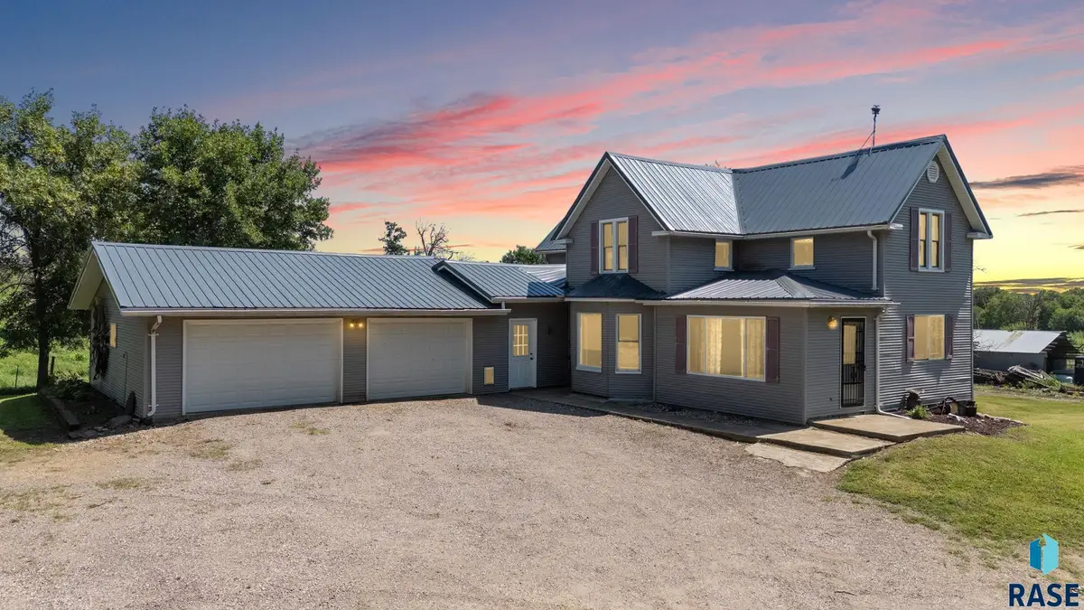 45117 292nd St, Viborg, SD 57070 - #1