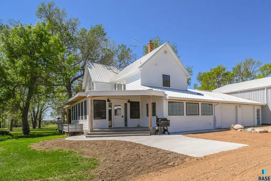 47138 293rd St, Beresford, SD 57004 - #3