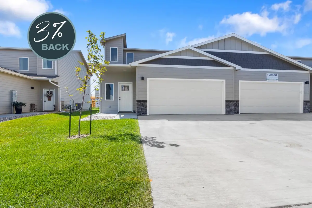 5707 E Avett Pl, Sioux Falls, SD 57108 - #1