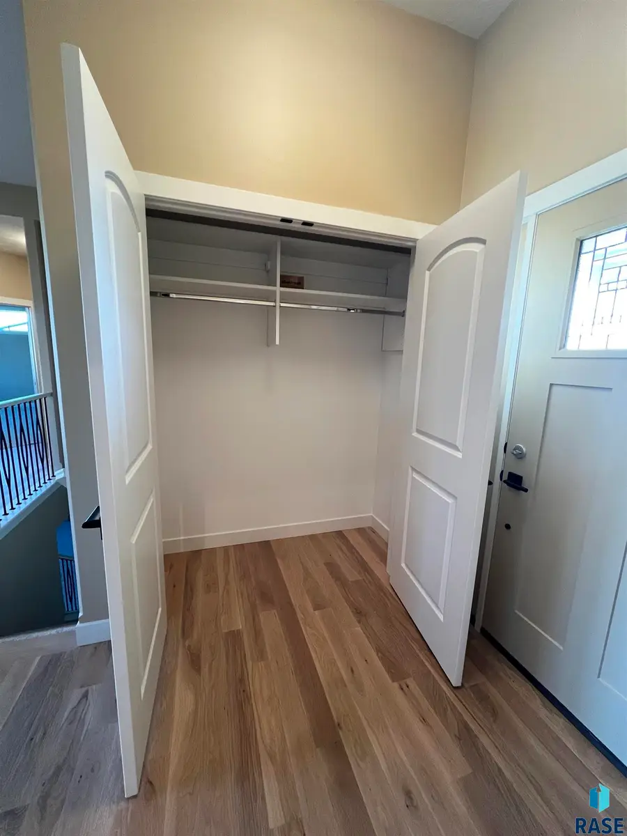 2605 S Galena Ave, Sioux Falls, SD 57110 - #3