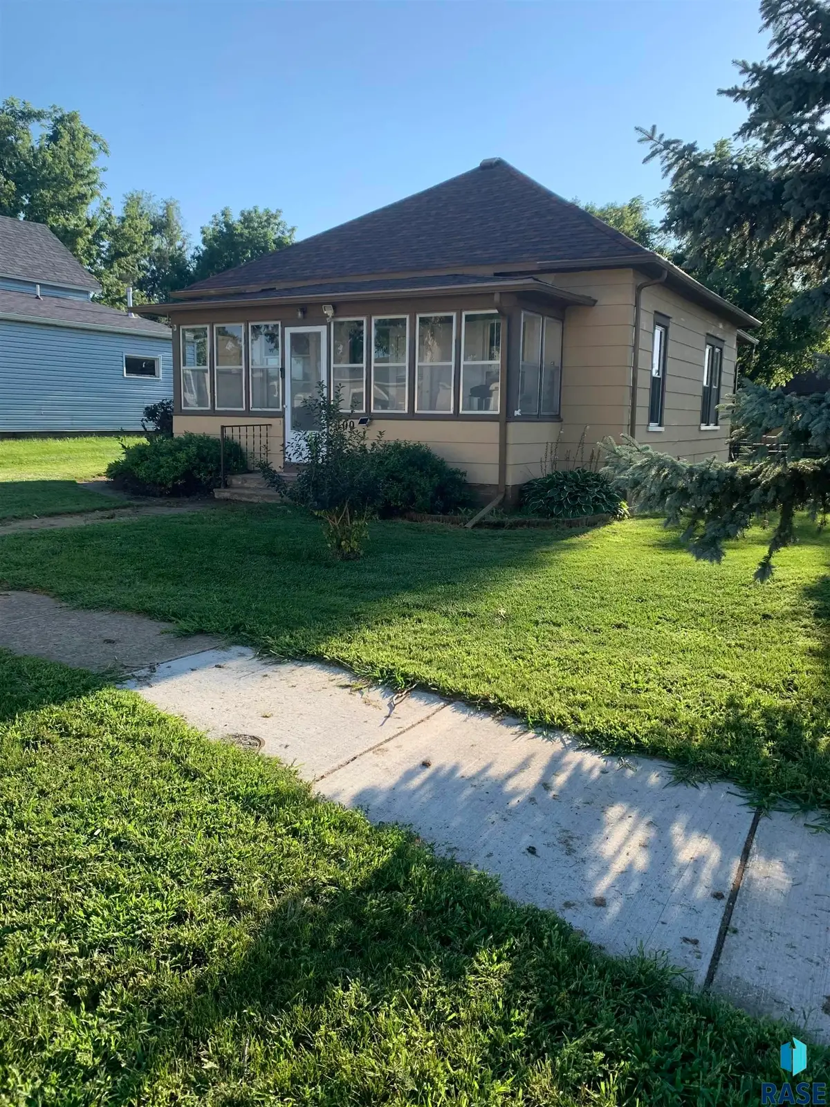 100 S Washington St, Humboldt, SD 57035 - #1