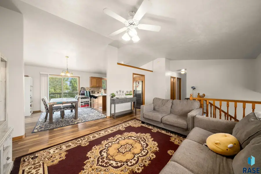 4721 E 3rd St, Sioux Falls, SD 57110 - #3