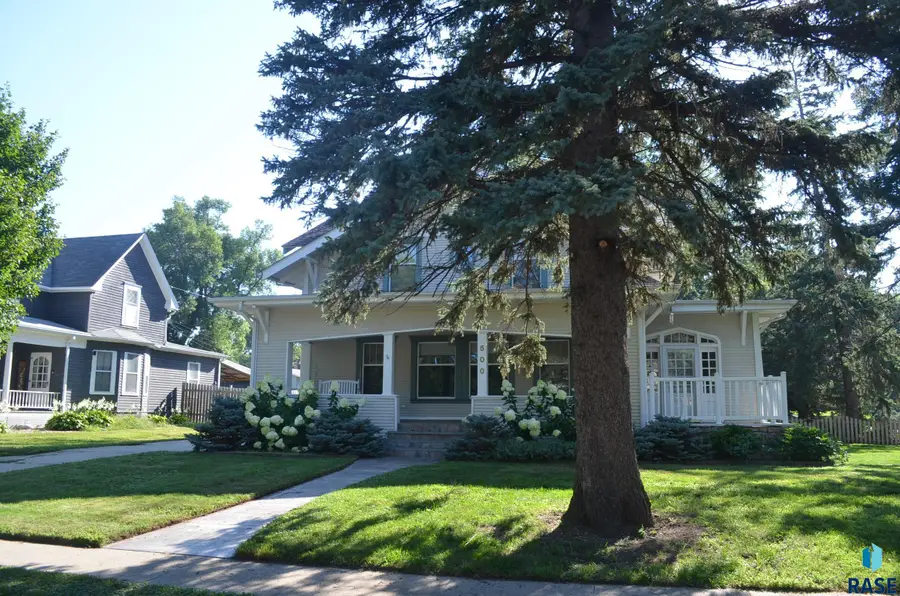 500 Canyon Ave, Garretson, SD 57030 - #2