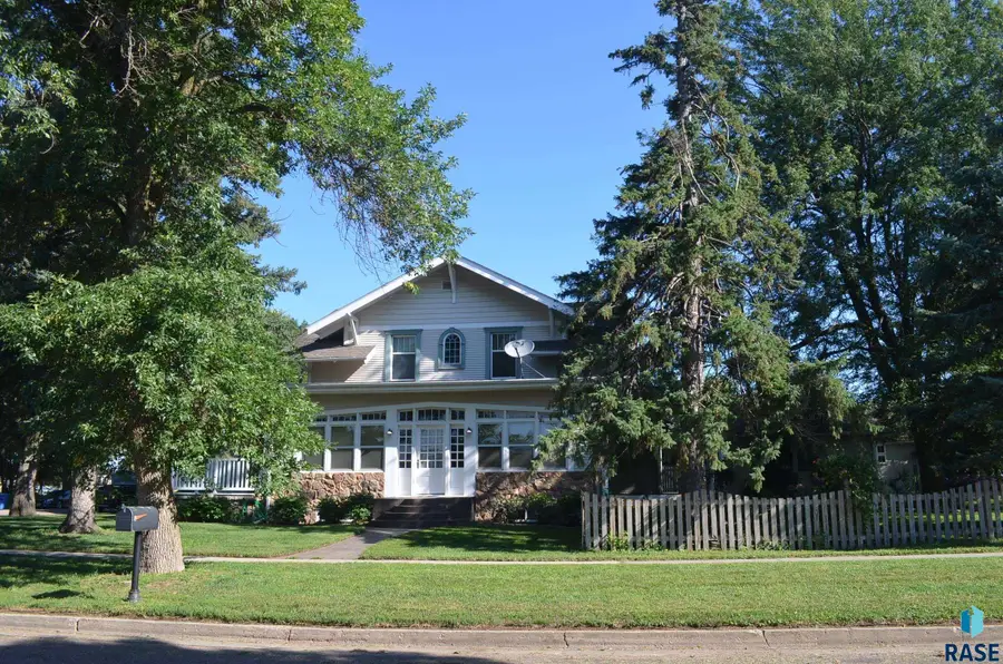 500 Canyon Ave, Garretson, SD 57030 - #3