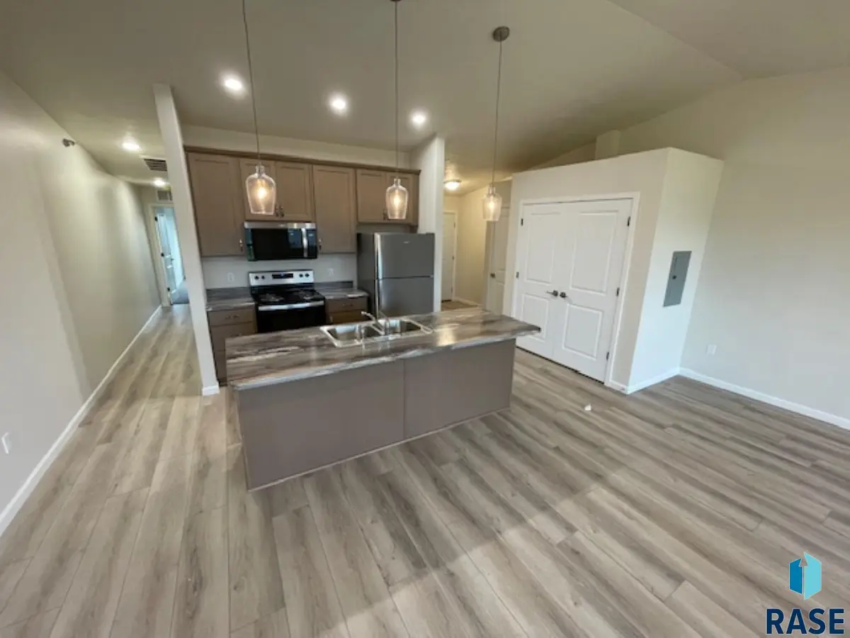 9308 W 32nd St #6, Sioux Falls, SD 57106 - #1