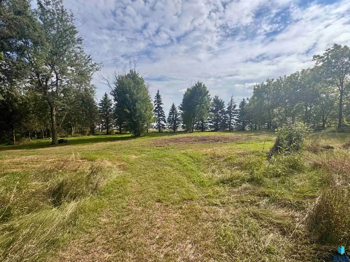 47166 245th St, Dell Rapids, SD 57022 - #1