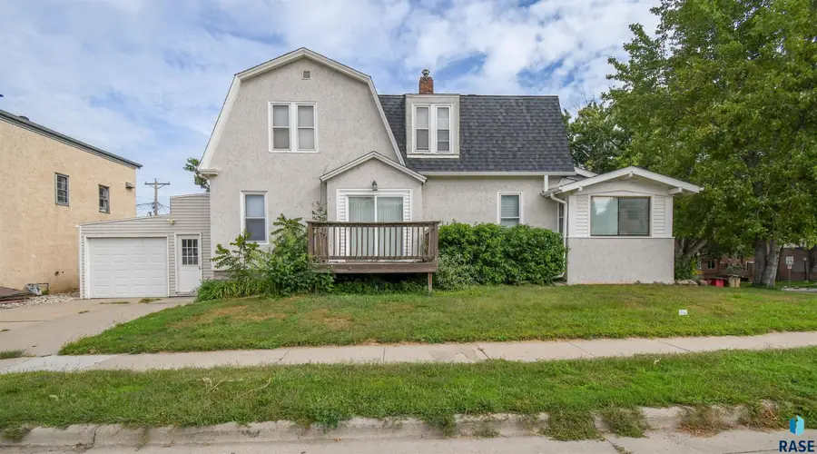 925 S Dakota Ave, Sioux Falls, SD 57104 - #2