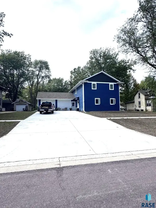507 S Greene St, Rock Rapids, IA 51246