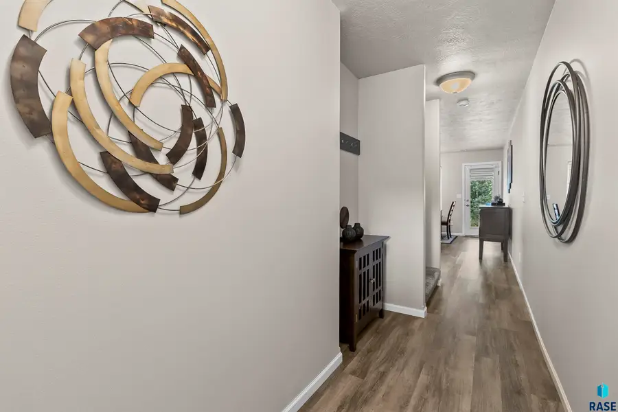 316 Macey Ave, Harrisburg, SD 57032 - #2