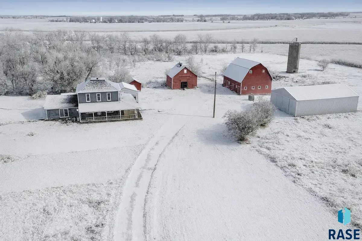 46826 295th St, Beresford, SD 57004 - #1