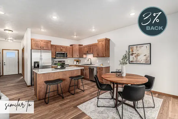 9209 W 43rd St, Sioux Falls, SD 57106