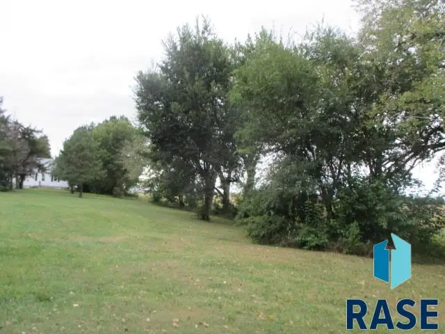 Elmwood Ave, Viborg, SD 57070 - #2