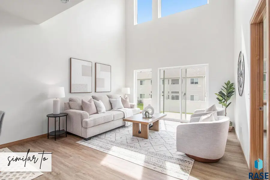 8021 E Tencate Pl, Sioux Falls, SD 57110 - #2